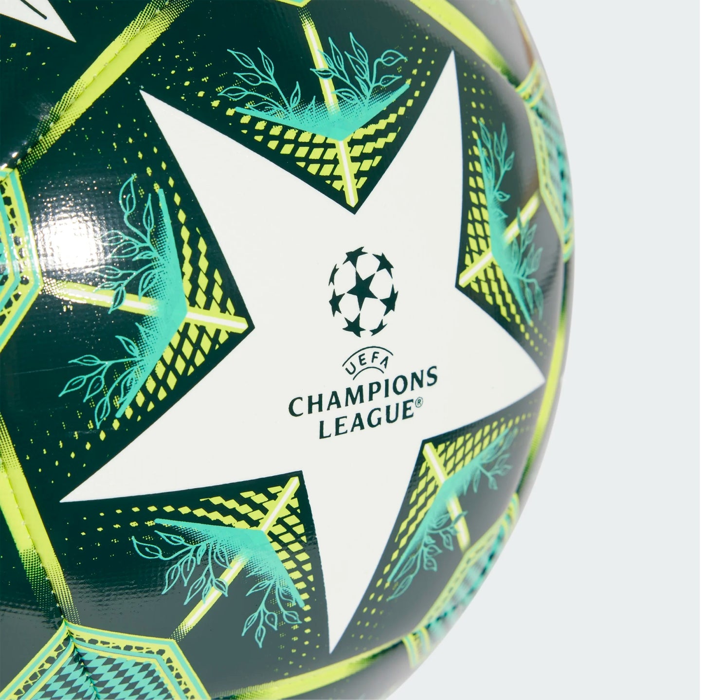 UCL 2025 Training Ball