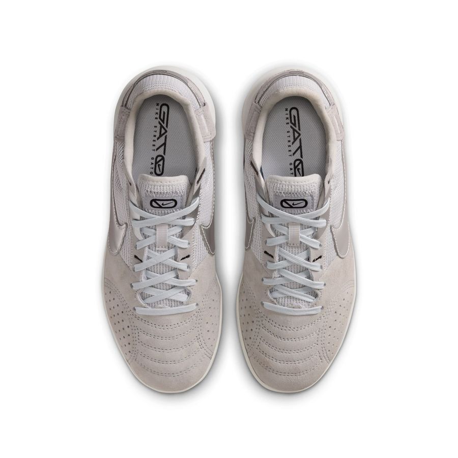 Junior Nike Streetgato IC [Light Smoke Grey/Metallic Silver]