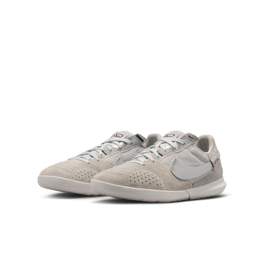 Junior Nike Streetgato IC [Light Smoke Grey/Metallic Silver]
