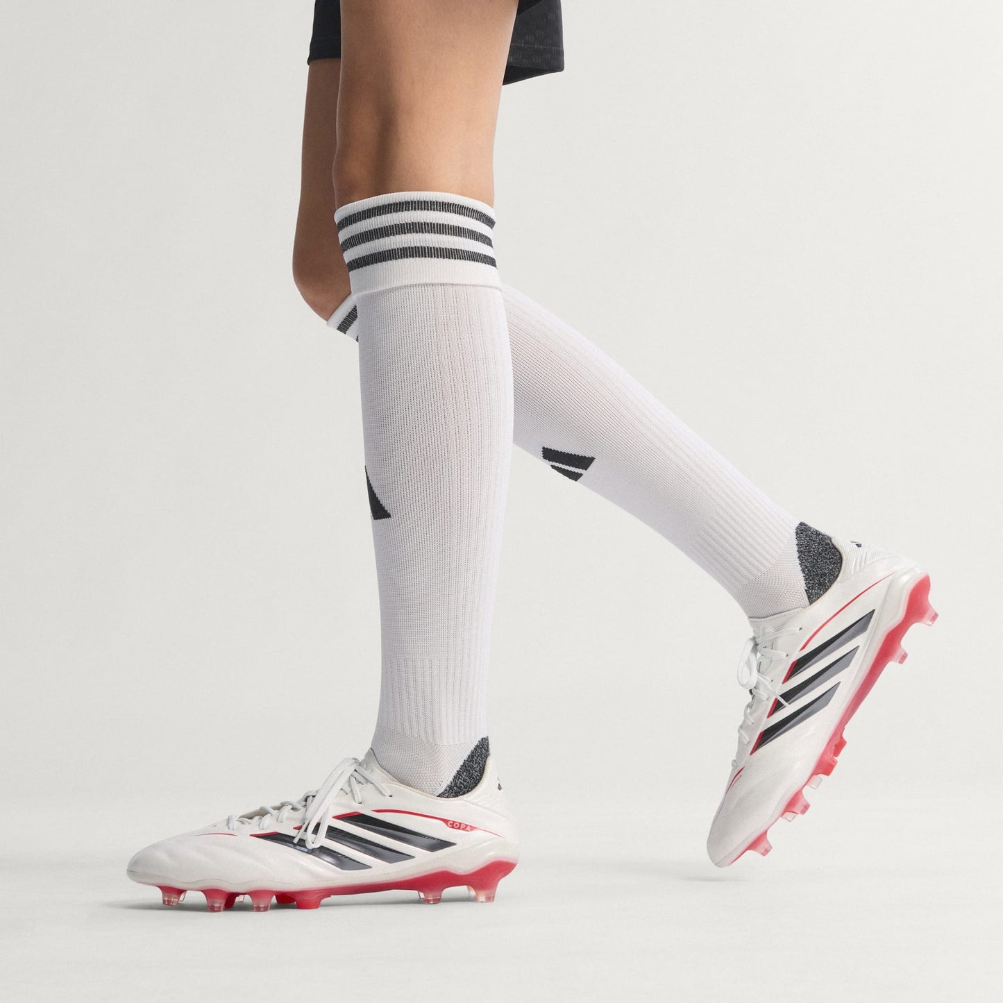 Copa Pure 4 Elite FG [Zero Metalic/Core Black/Lucid Red]