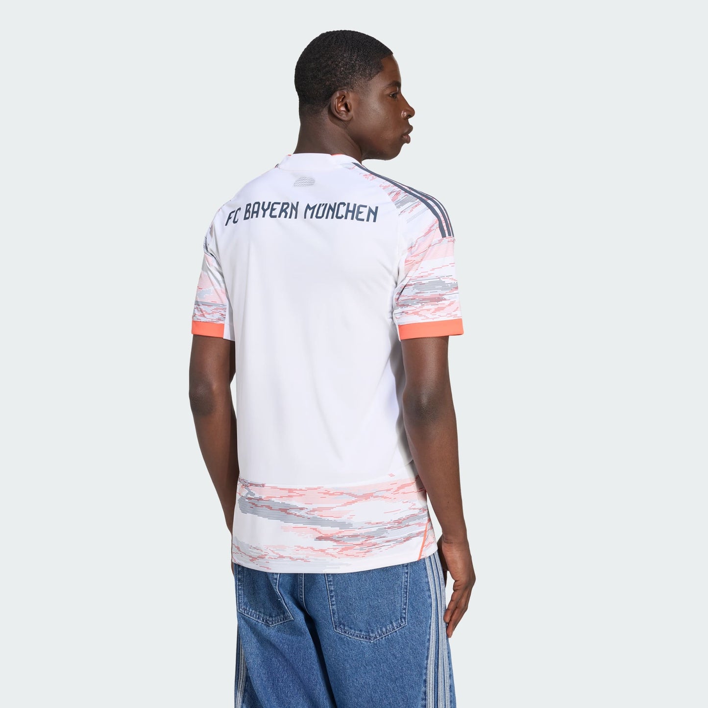 FC Bayern Munich 2025/26 Away Jersey