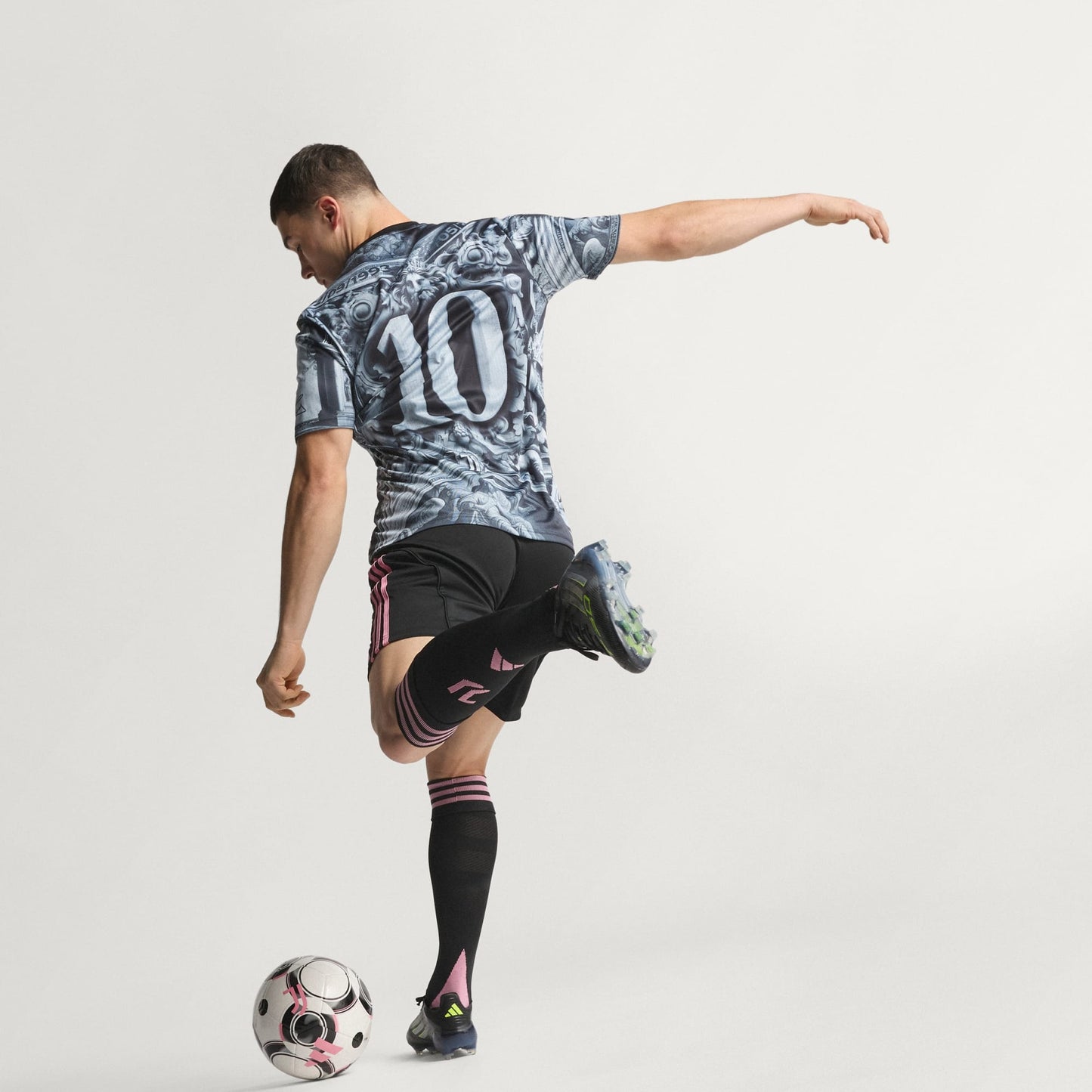 Juventus Pre-Match Jersey
