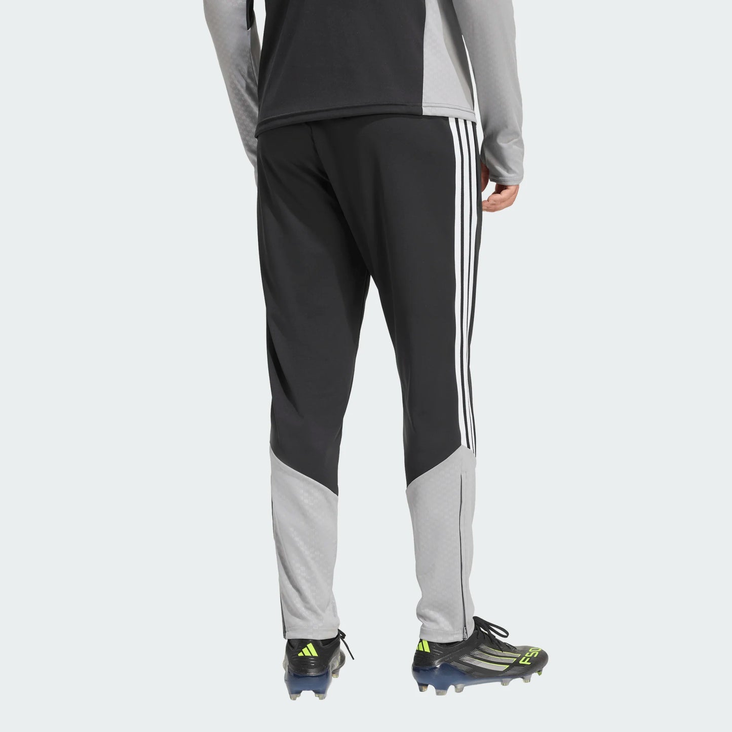 Tiro 26 Warm Up Pant [Men's]