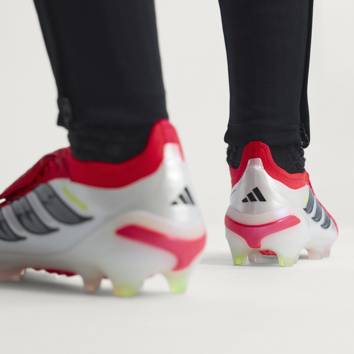 Predator Elite FT FG [Lucid Red/Core Black/Cloud White]